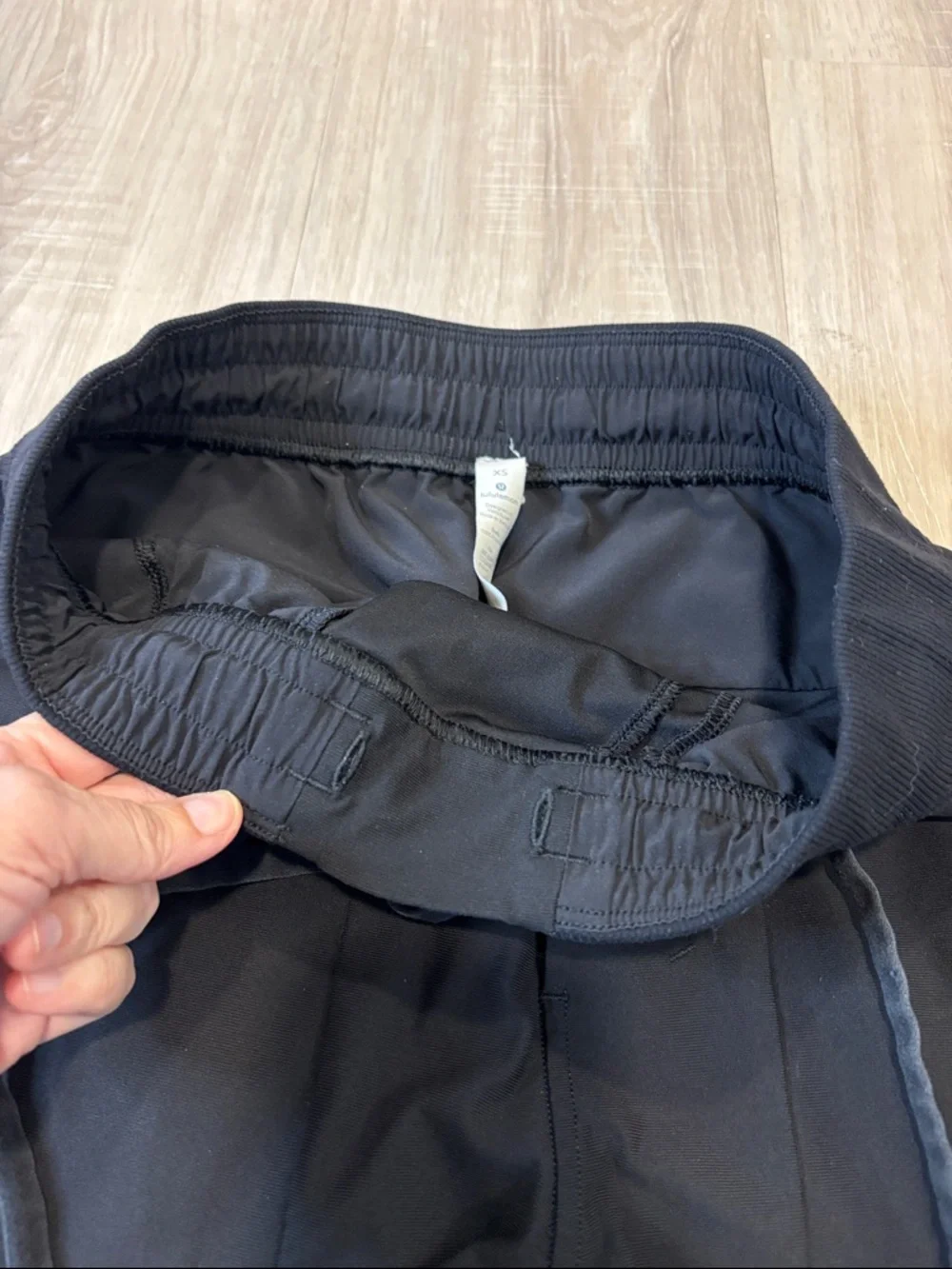 Lululemon Men’s Performance Jogger in black